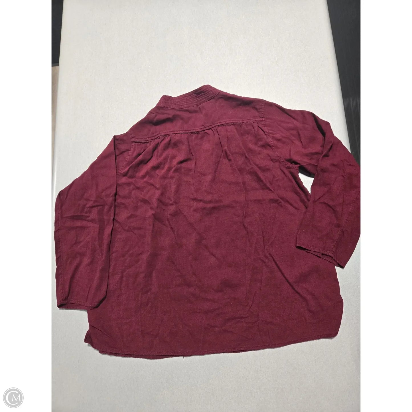 Top Long Sleeve By Old Navy In Maroon, Size: S
