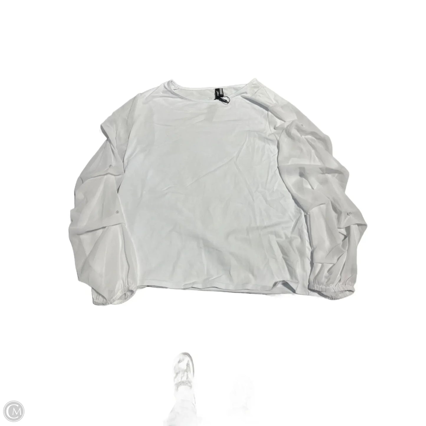 Top Long Sleeve By Cmb In White, Size: Xl