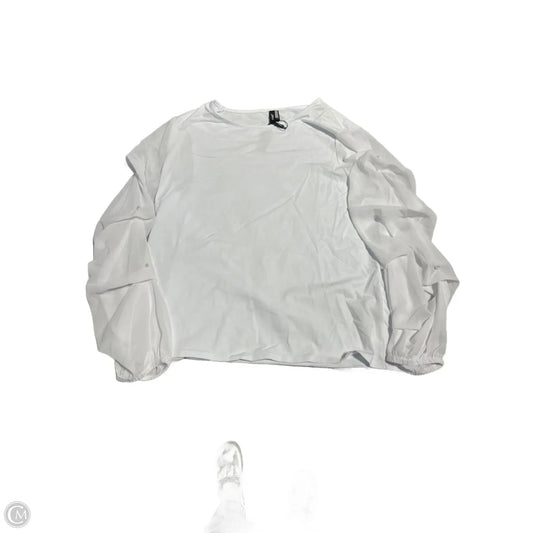 Top Long Sleeve By Cmb In White, Size: Xl