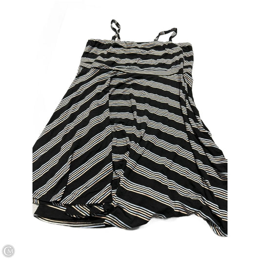 Dress Casual Short By Torrid In Striped Pattern, Size: 3x