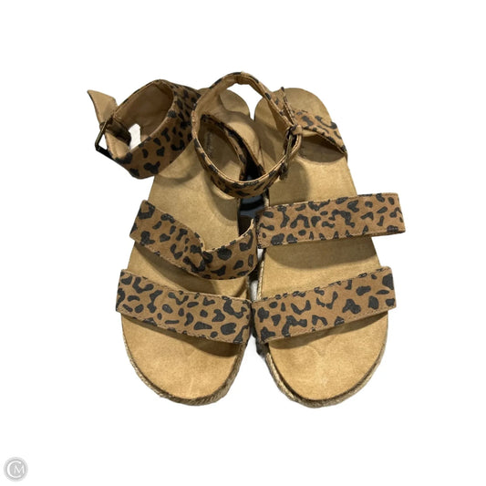 Sandals Flats By Universal Thread In Animal Print, Size: 8