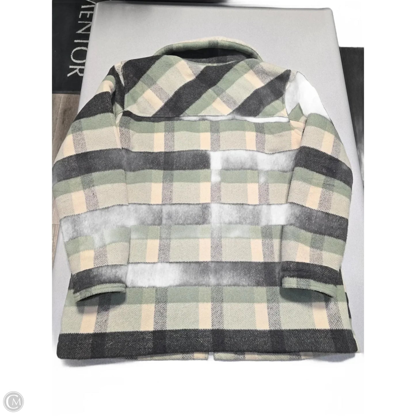 Jacket Shirt By Koolaburra By Ugg In Plaid Pattern, Size: L