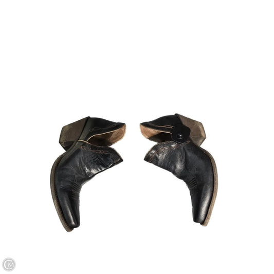 Boots Ankle Flats By Ariat In Black, Size: 10