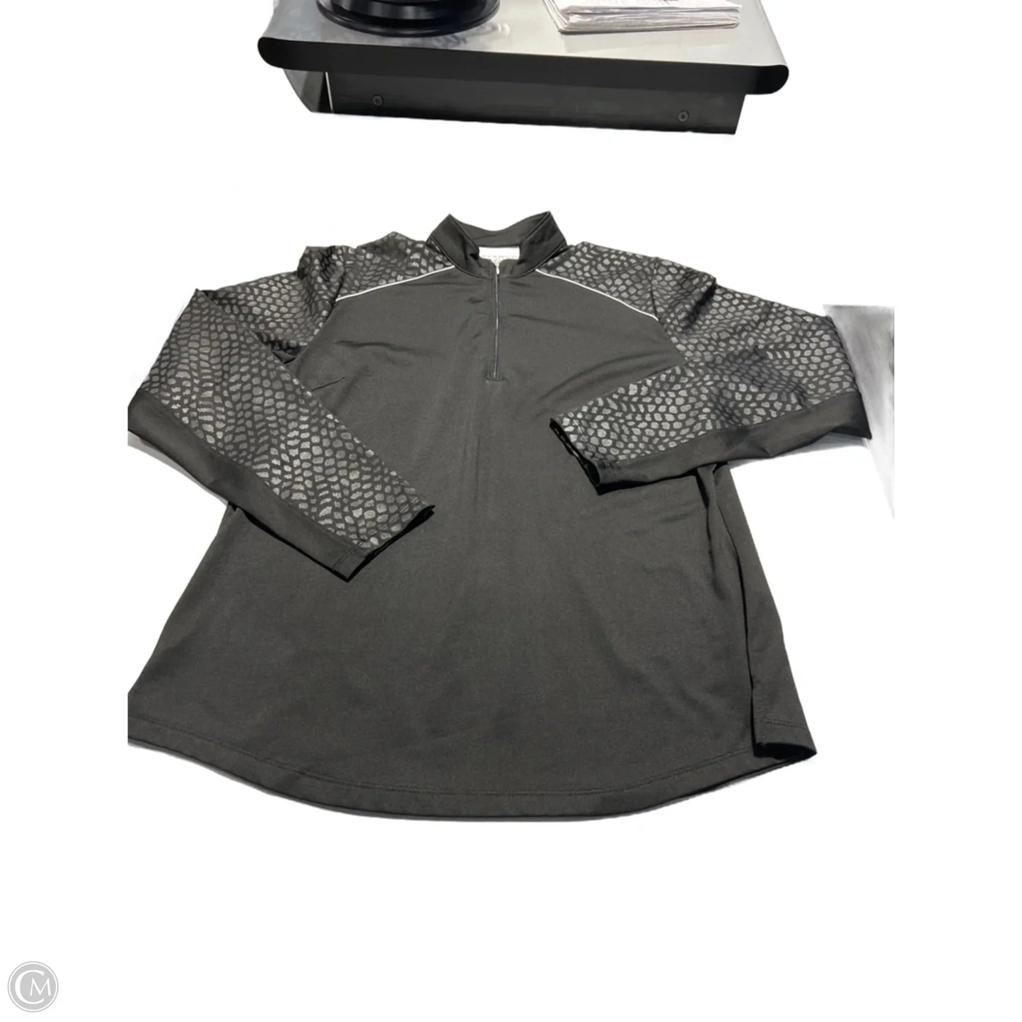 Athletic Top Long Sleeve Collar By Cmc In Black, Size: L