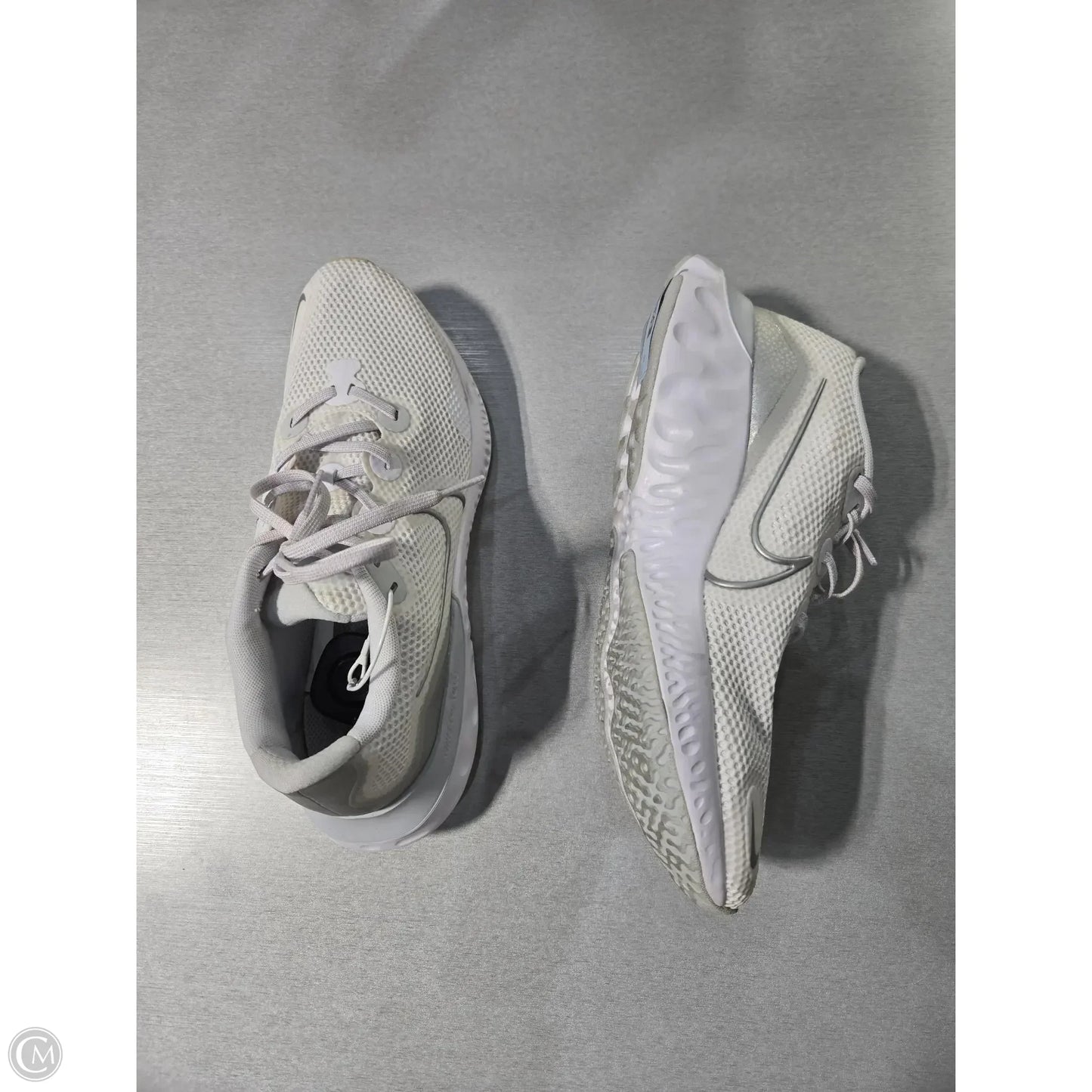 Shoes Athletic By Nike In White, Size: 10