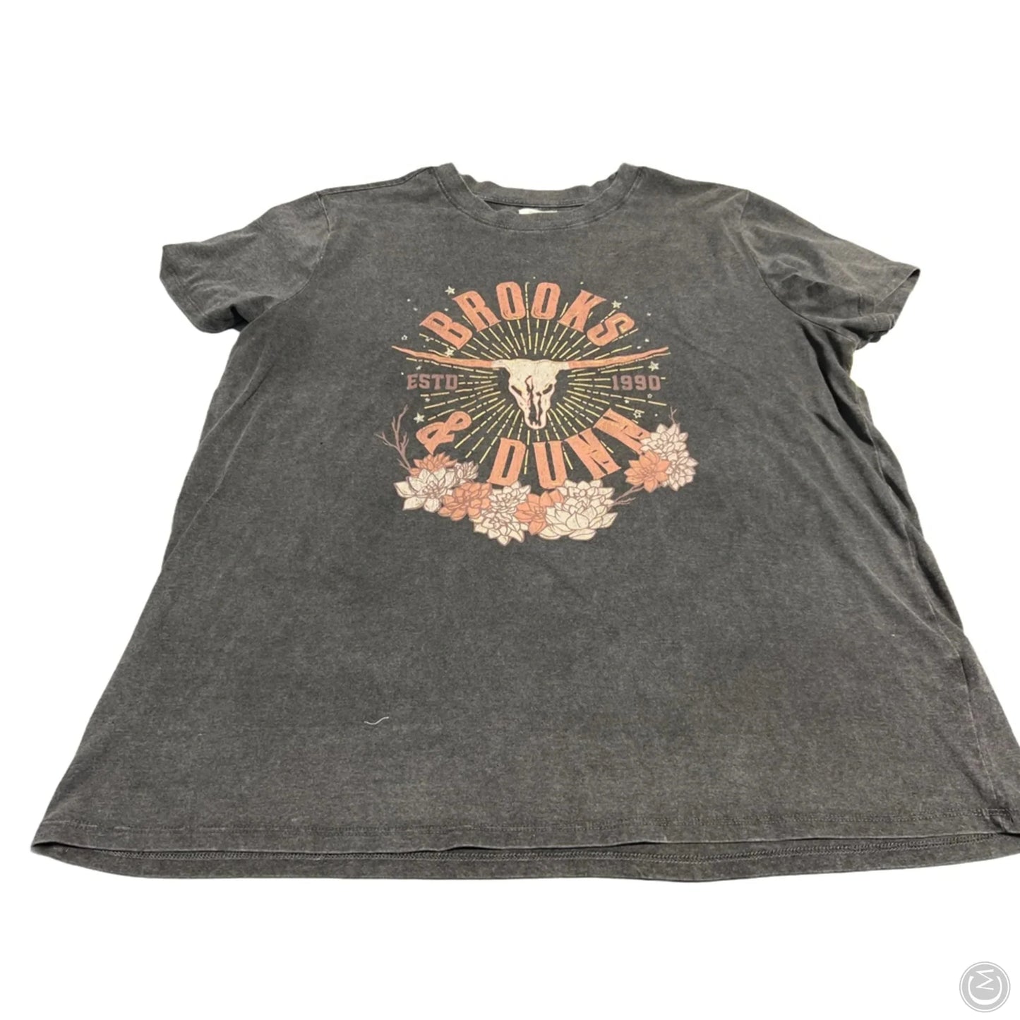 Top Short Sleeve By Maurices In Grey, Size: 1x