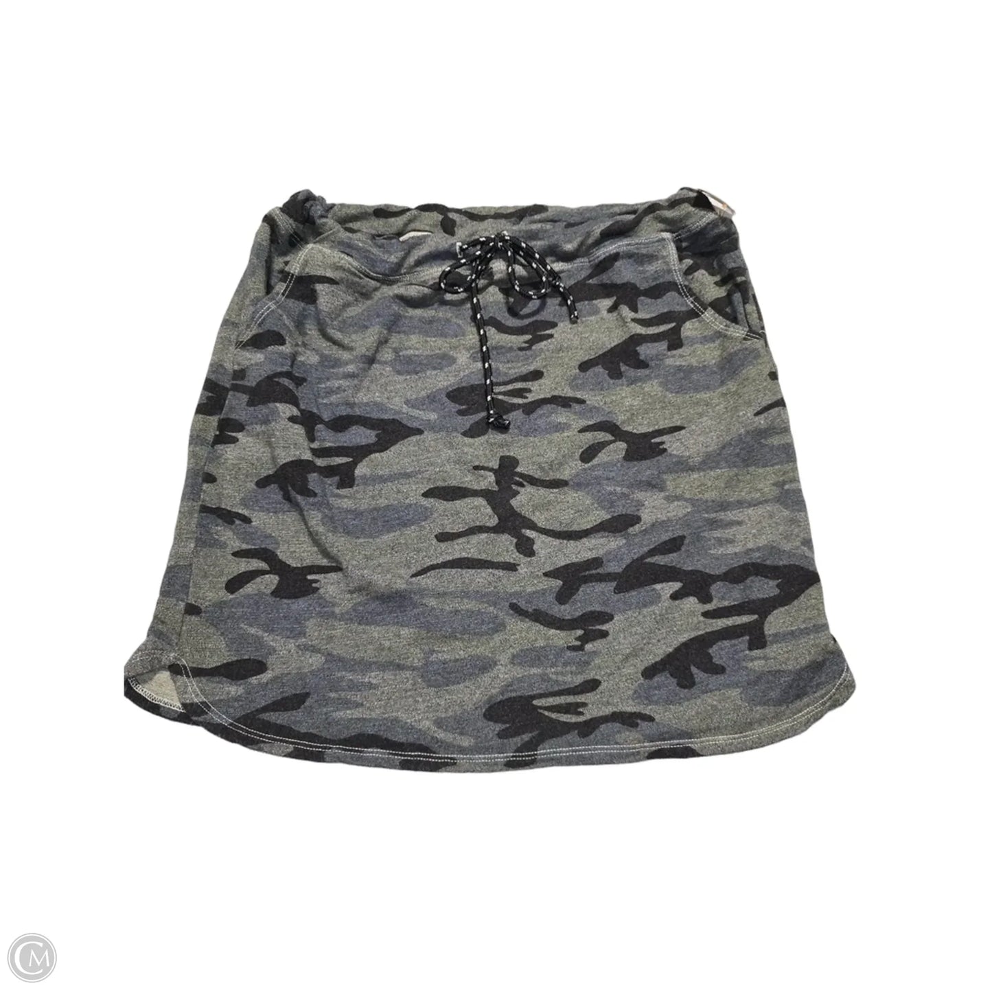Skirt Mini & Short By Sundry In Camouflage Print, Size: S