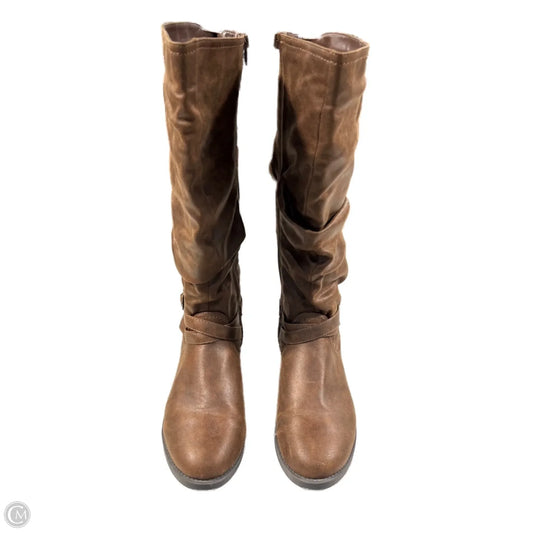 Boots Mid-calf Flats By Cmb In Brown, Size: 10