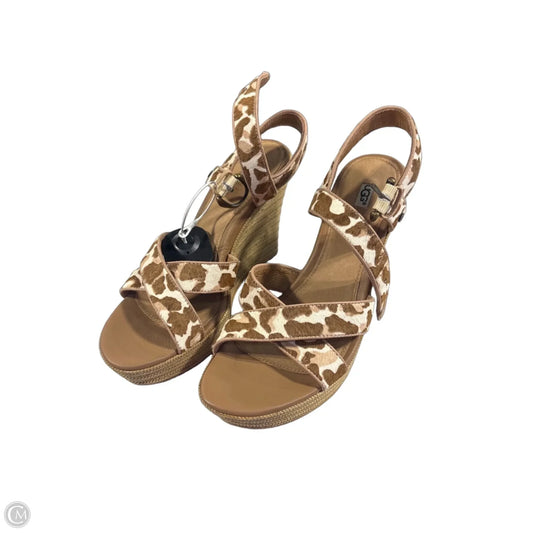 Sandals Designer By Ugg In Animal Print, Size: 8
