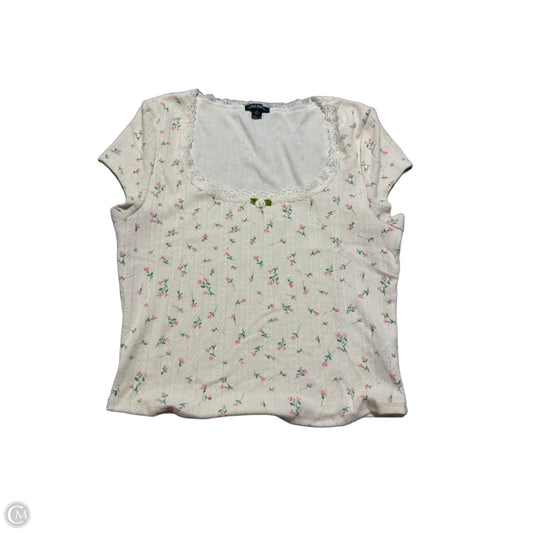 Top Short Sleeve By Wild Fable In Cream, Size: M