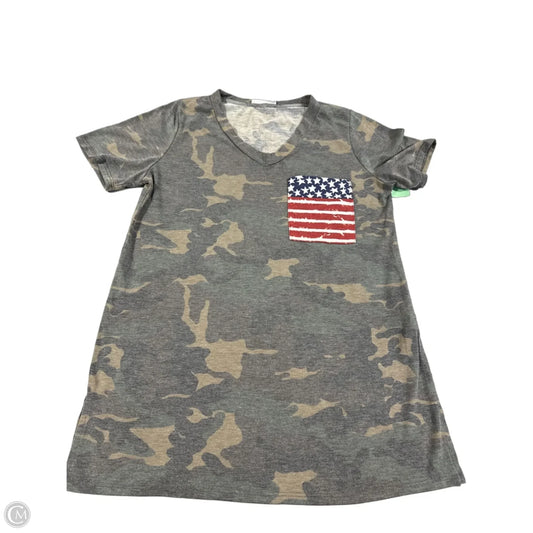 Top Short Sleeve By First Love In Camouflage Print, Size: S