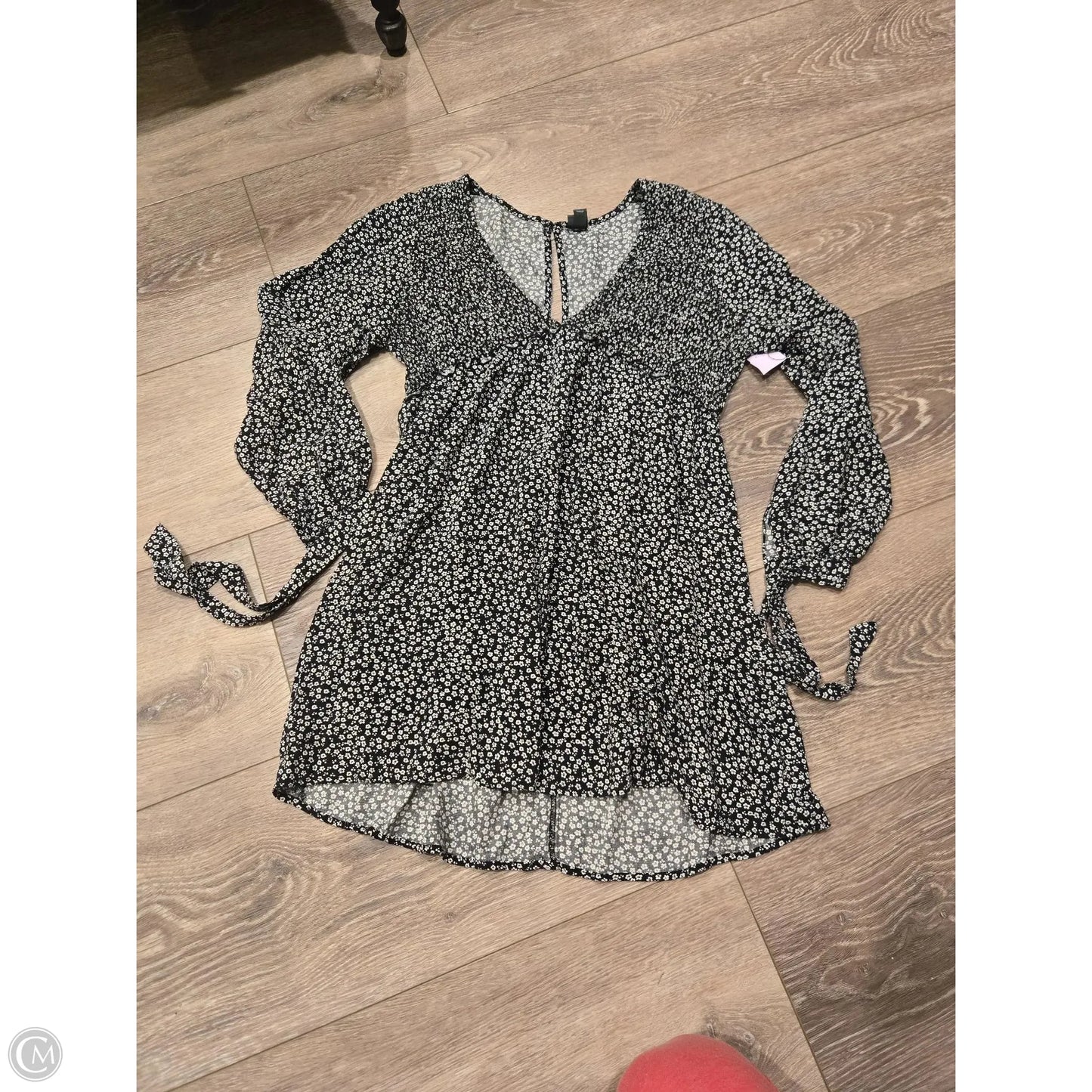 Dress Casual Short By Wild Fable In Black & White, Size: M