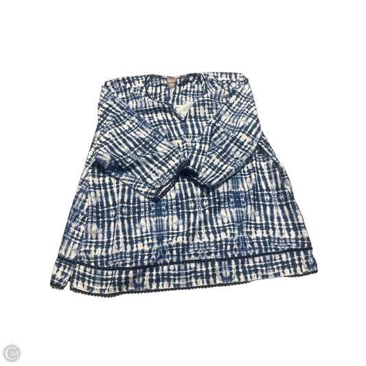 Top 3/4 Sleeve By Chicos In Blue & White, Size: Xxl