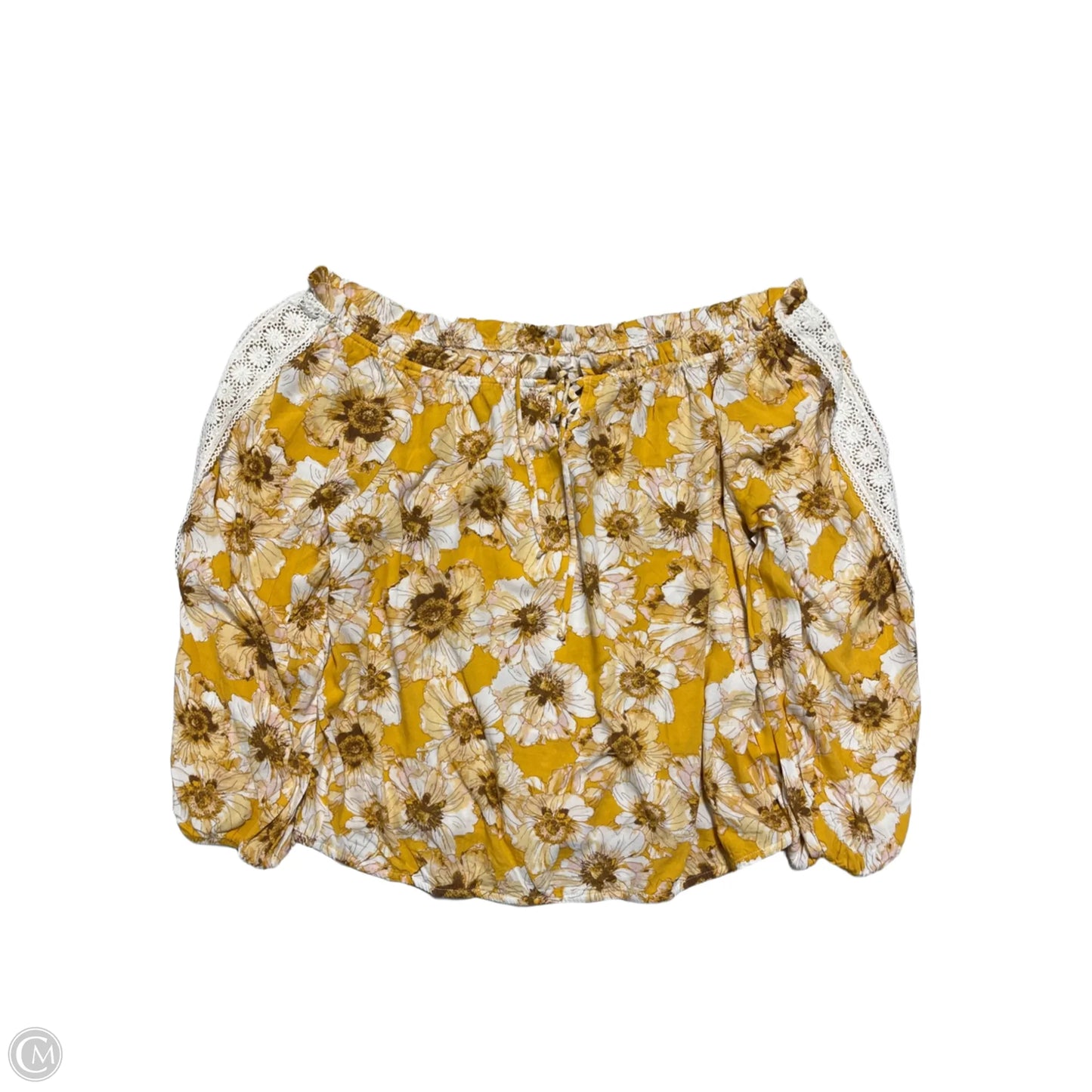 Top Short Sleeve By Maurices In Yellow, Size: 1x