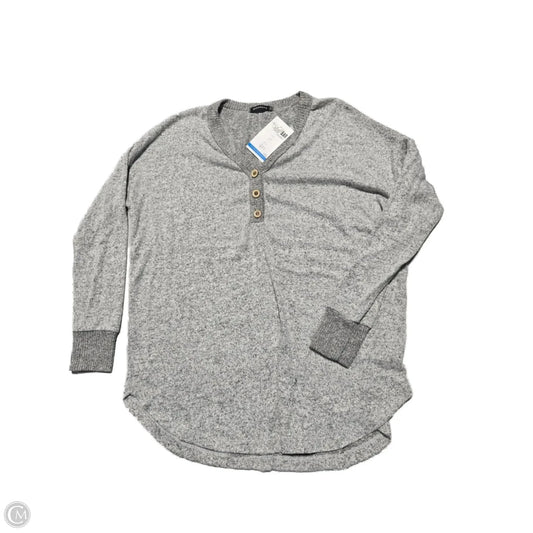 Top Long Sleeve Basic By Staccato In Grey, Size: M