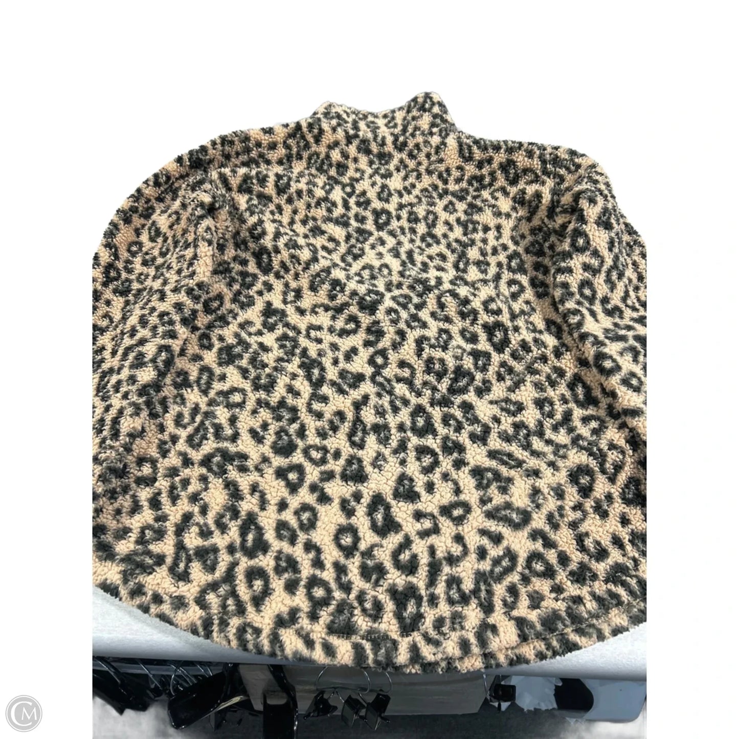 Top Long Sleeve By Maurices In Animal Print, Size: M