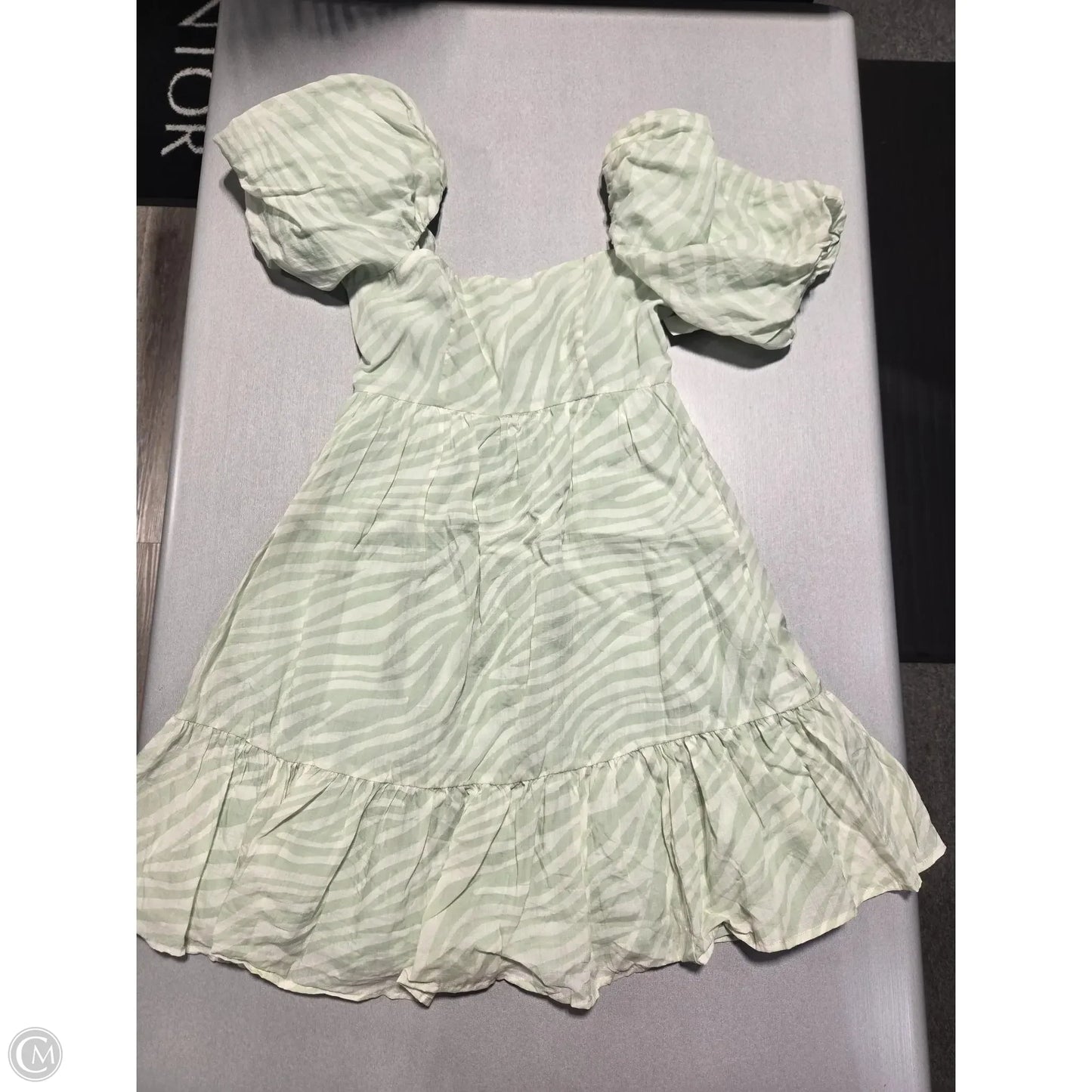 Dress Casual Short By Chelsea 28 In Green, Size: S