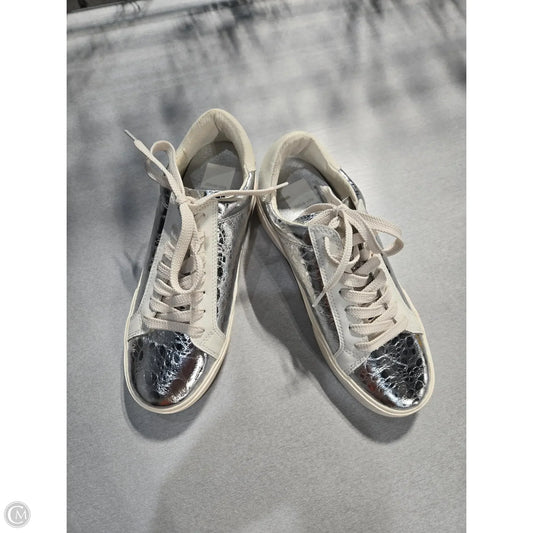 Shoes Sneakers By Dolce Vita In Silver & White, Size: 8