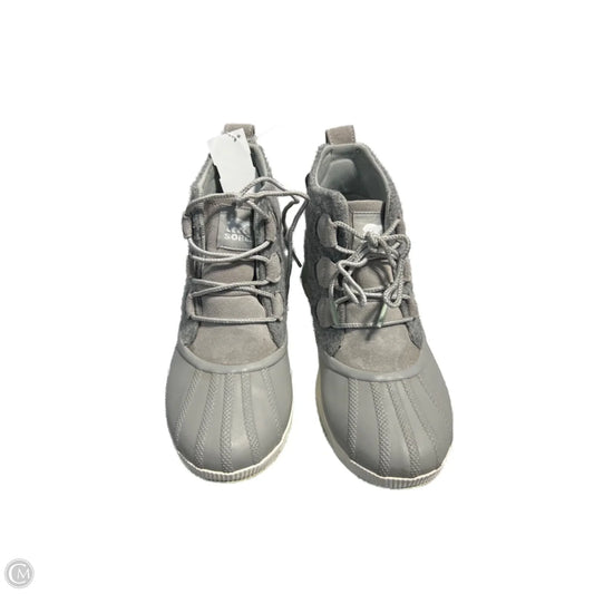 Boots Ankle Flats By Sorel In Grey, Size: 10