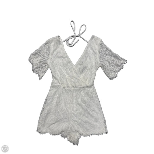 Dress Casual Short By Trixxi In White, Size: M