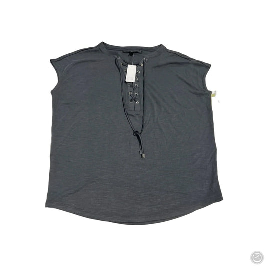 Top Short Sleeve By White House Black Market In Grey, Size: Xxs