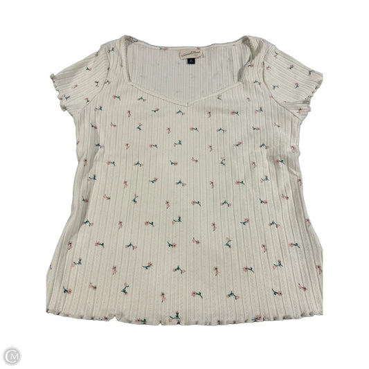 Top Short Sleeve By Universal Thread In Cream, Size: Xxl