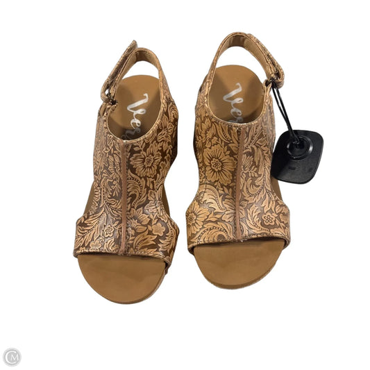 Sandals Heels Wedge By Very G In Brown, Size: 6