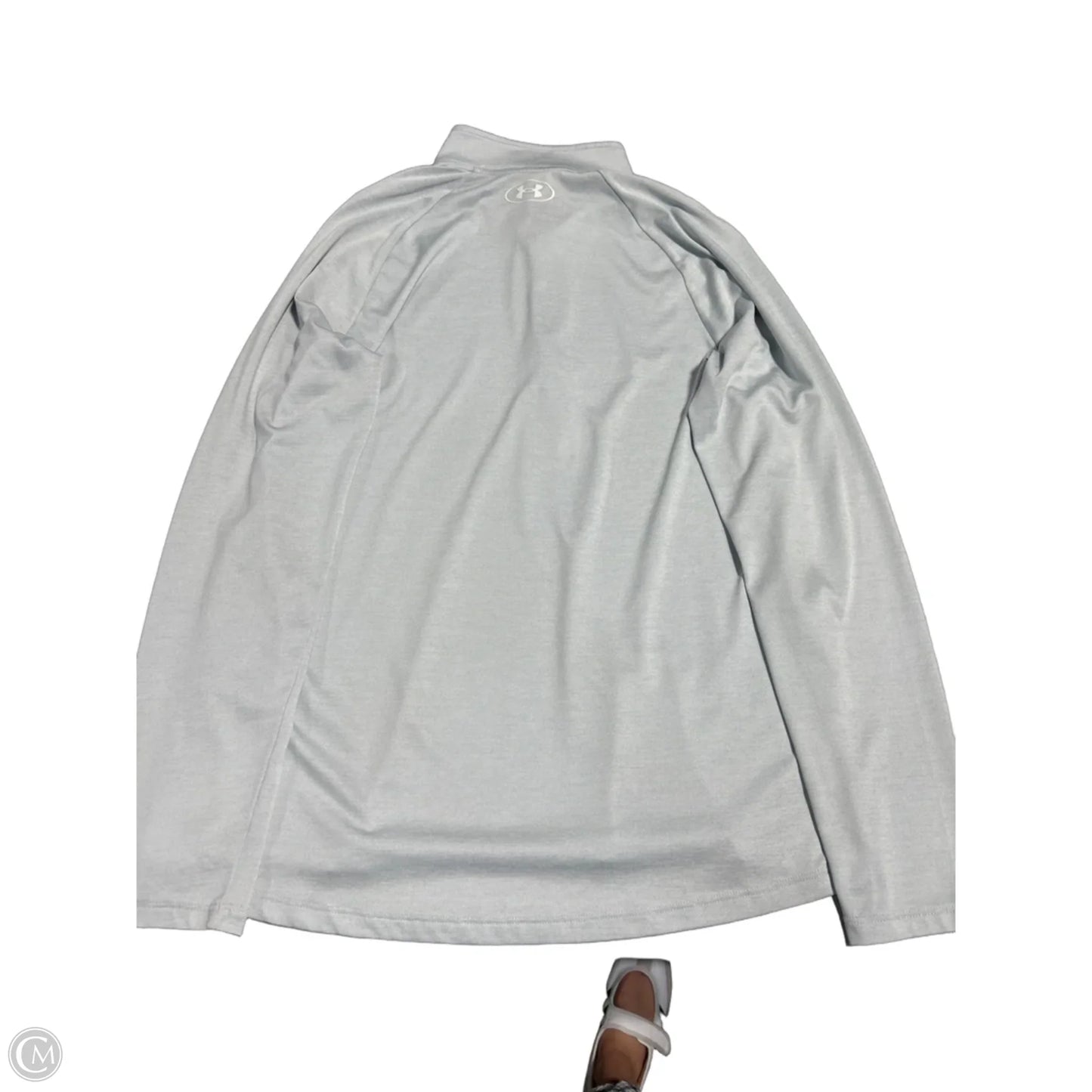 Athletic Top Long Sleeve Collar By Under Armour In Grey, Size: M