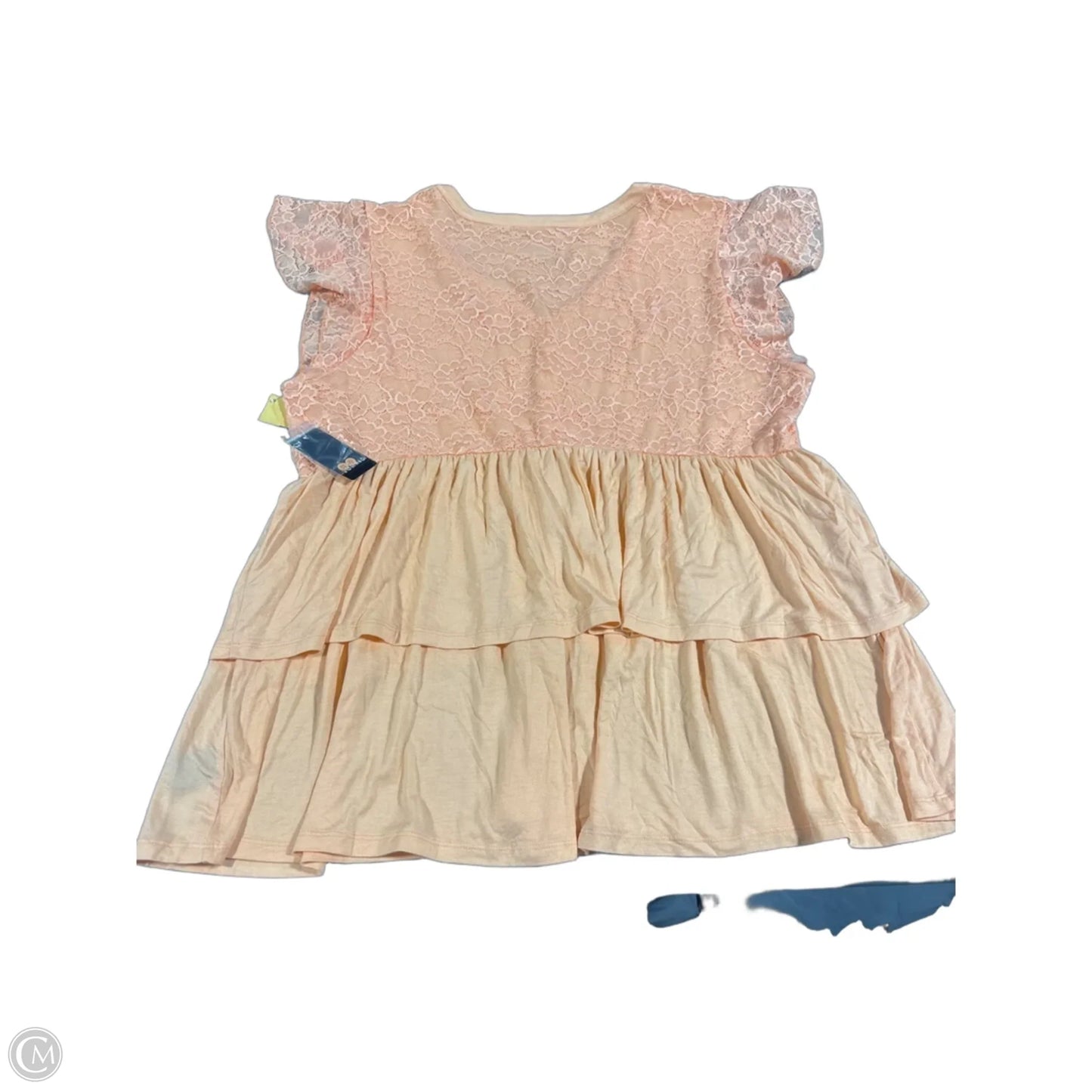 Top Short Sleeve By Torrid In Coral, Size: 2x