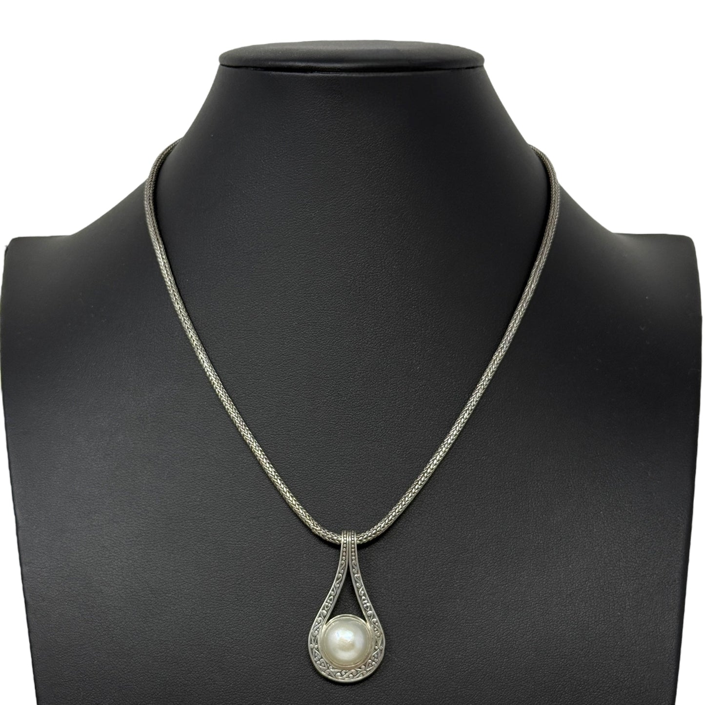 Sterling Silver Mabe Pearl Scrollwork Pendant & Wheat Chain Necklace