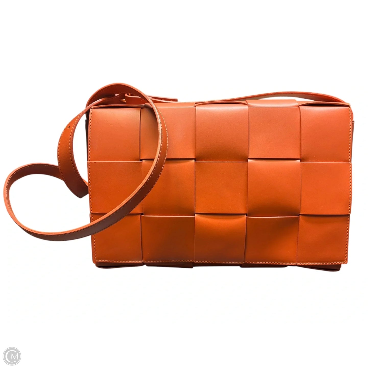 Crossbody By Clothes Mentor, Size: Large