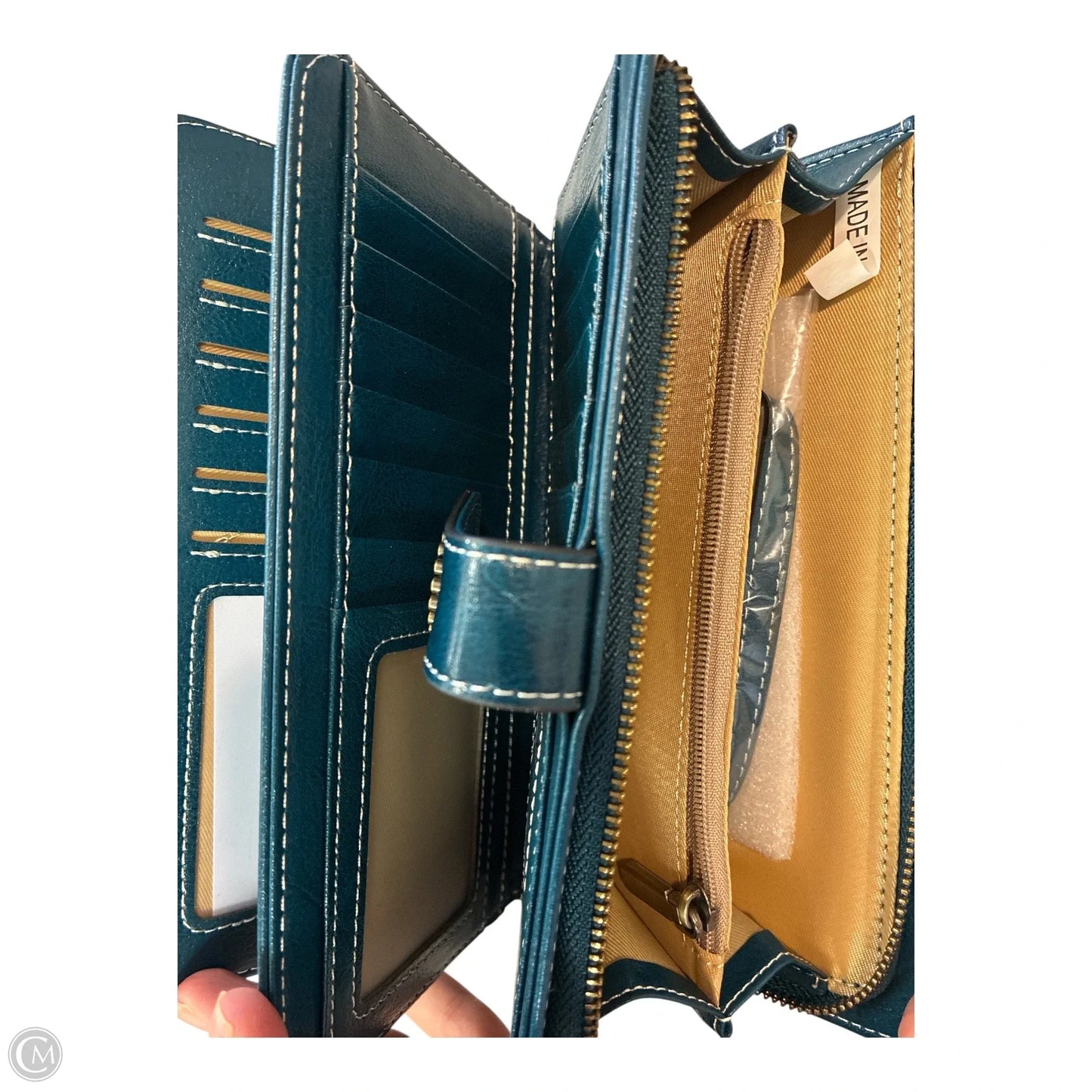 Wallet By Clothes Mentor, Size: Large