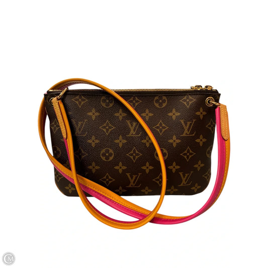 Crossbody Luxury Designer By Louis Vuitton, Size: Small