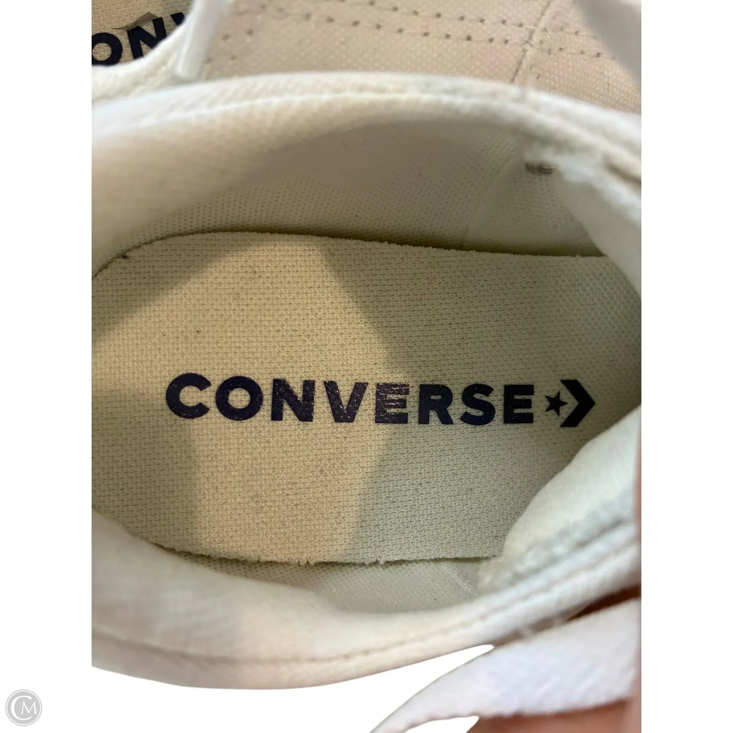 Shoes Sneakers By Converse In White, Size: 6.5