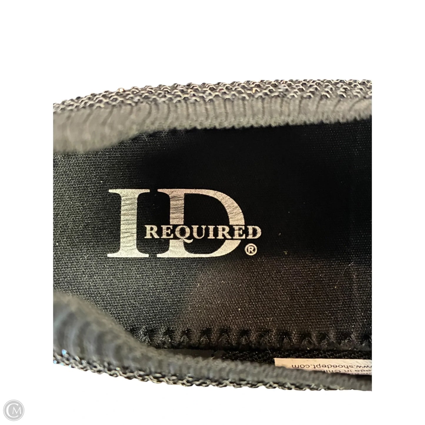Shoes Athletic By Clothes Mentor In Black, Size: 6.5