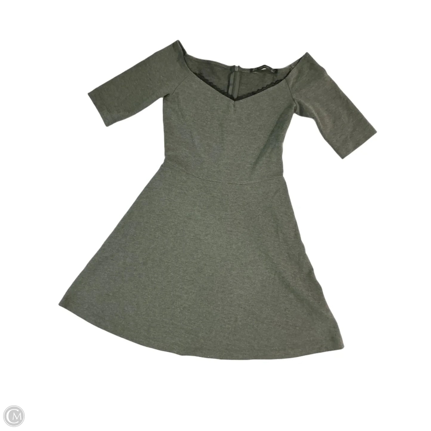 Dress Casual Short By Clothes Mentor In Grey, Size: S