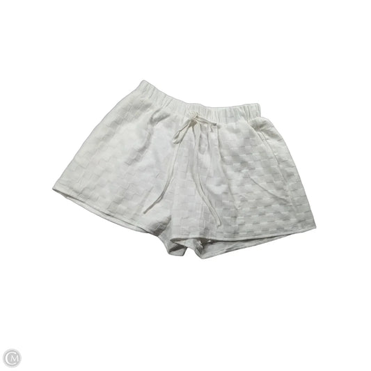 Shorts By Clothes Mentor In White, Size: M