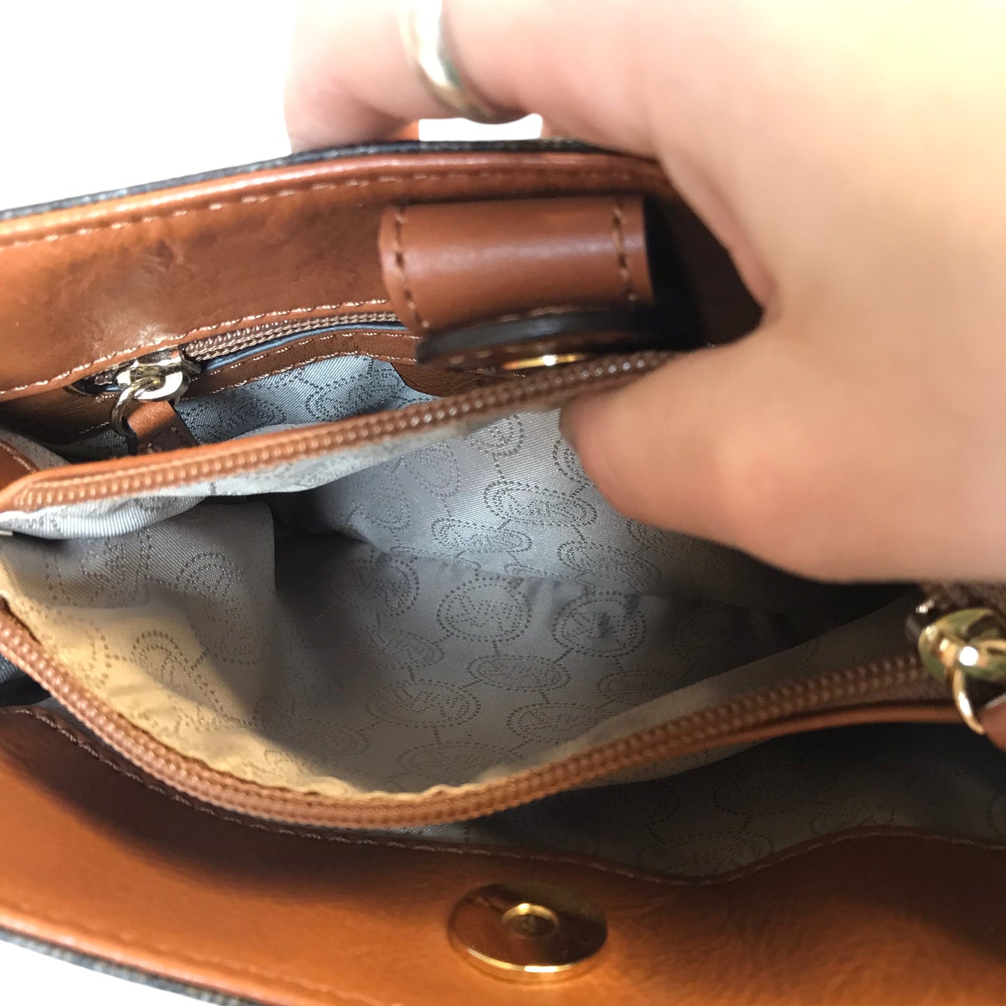 Handbag Designer By Michael Kors In Brown, Size:Small