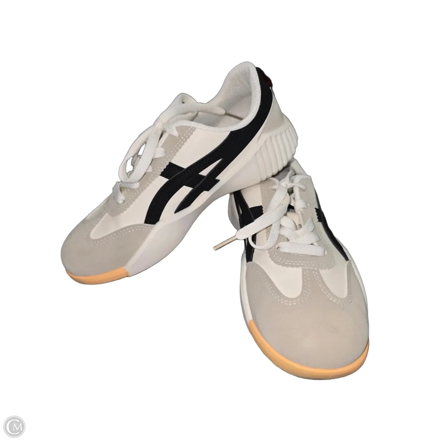 Shoes Flats By Cmc In Cream & Grey, Size: 6