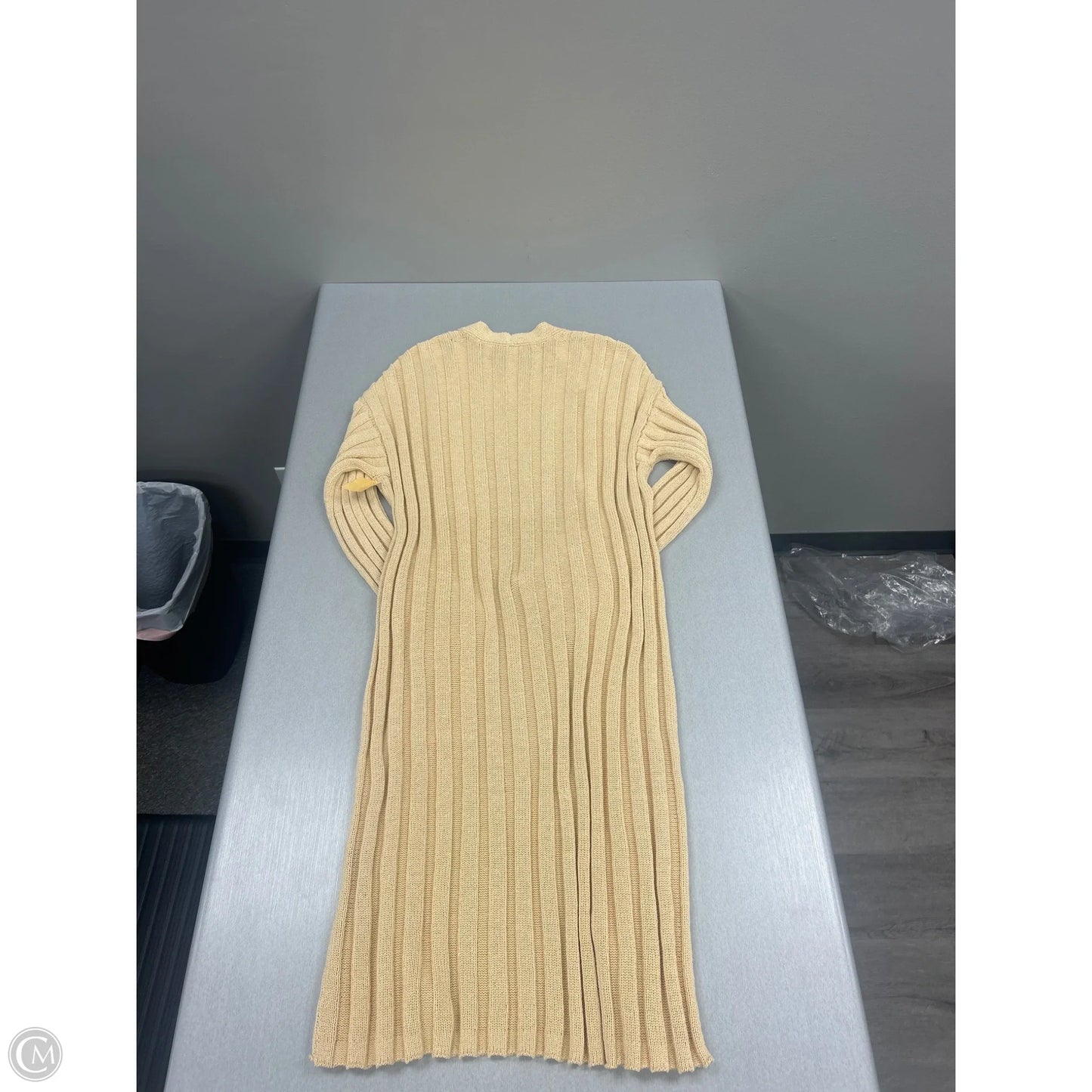 Cardigan By Theory In Gold, Size: M