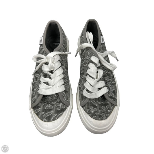 Shoes Flats By Rocket Dogs In Grey, Size: 8