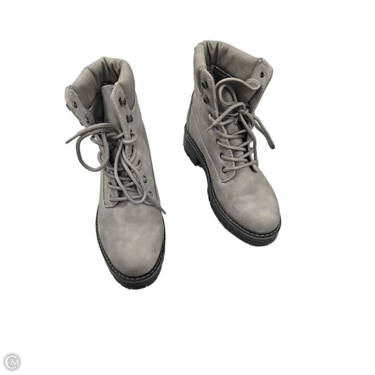 Boots Ankle Flats By Just Fab In Grey, Size: 8