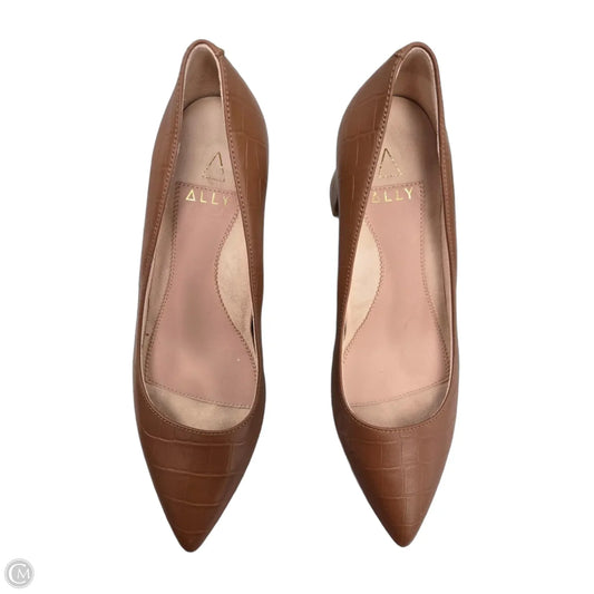 Shoes Heels Block By Cmf In Brown, Size: 9.5
