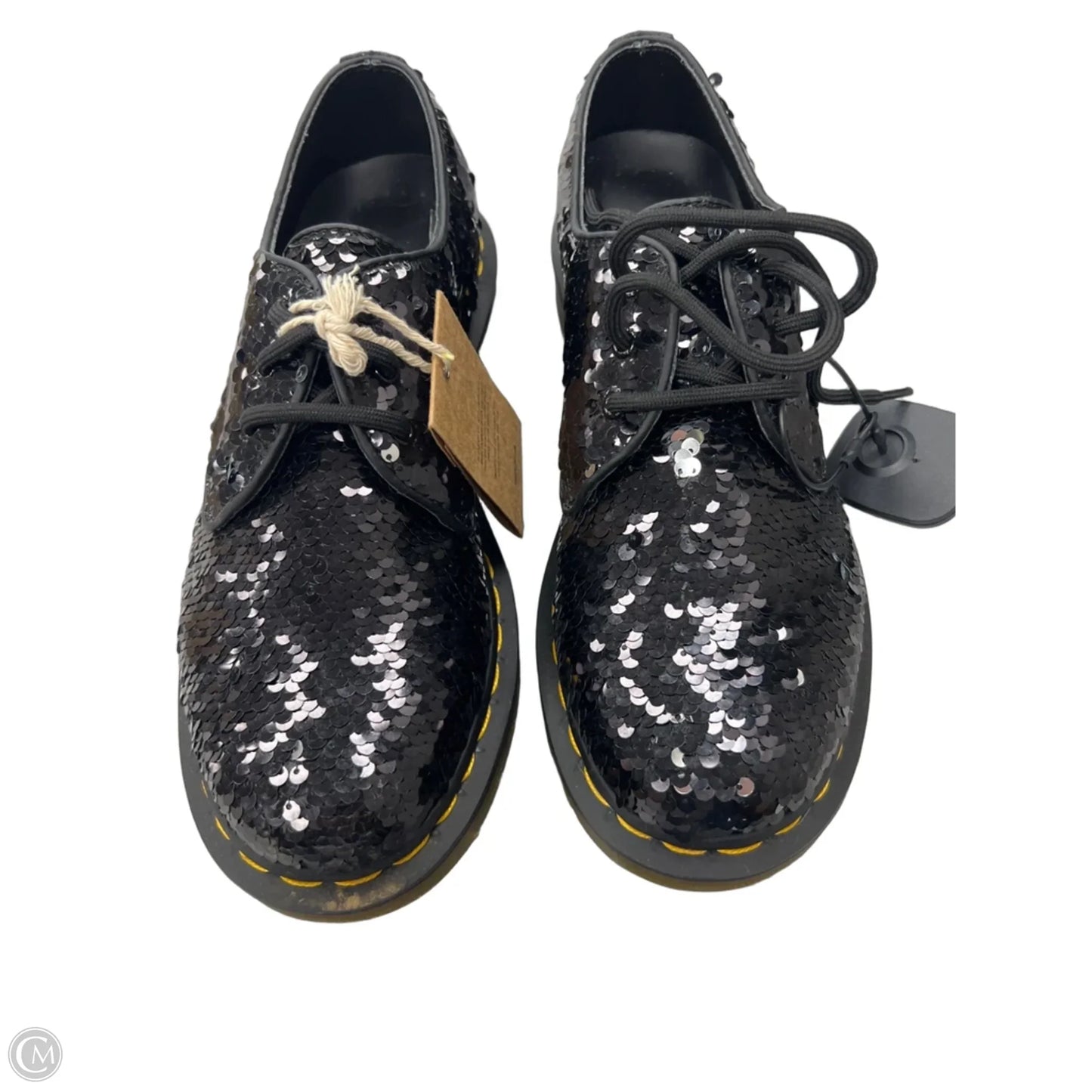 Shoes Sneakers By Dr Martens In Black, Size: 7