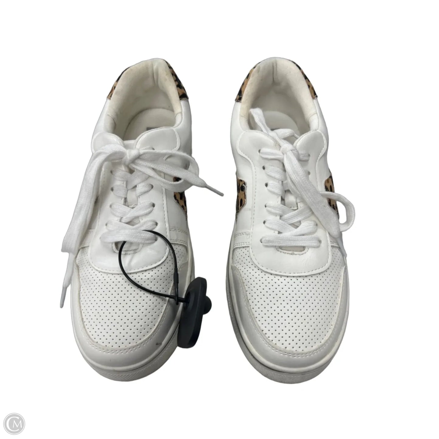 Shoes Sneakers By Mia In White, Size: 8
