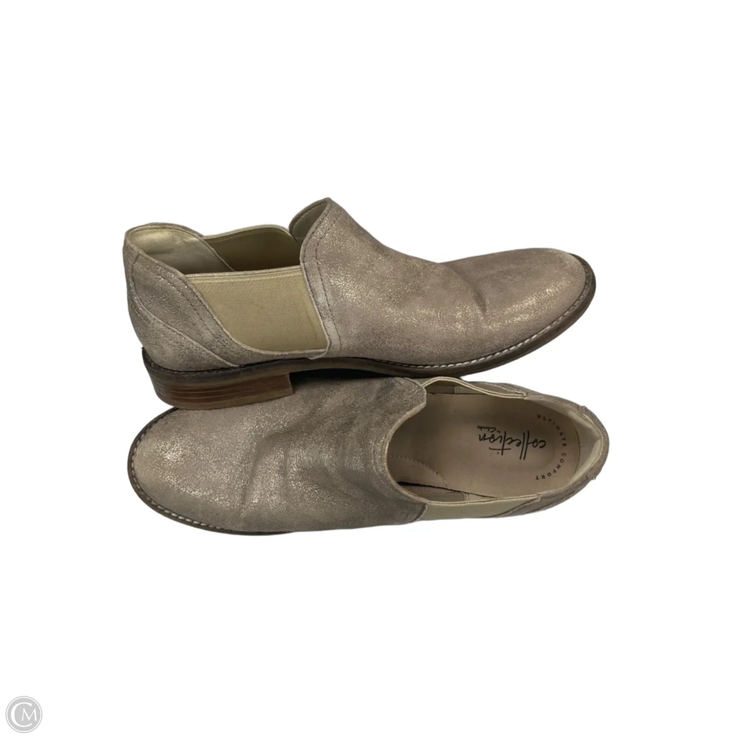 Shoes Flats By Clarks In Beige, Size: 10