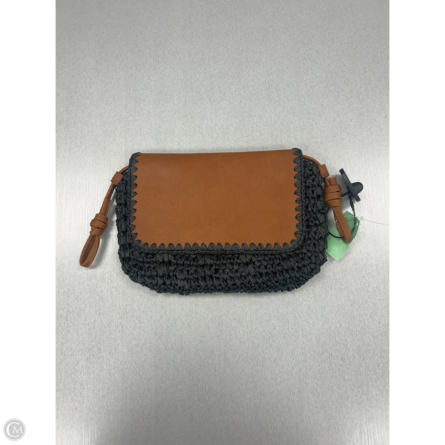 Crossbody By Universal Thread, Size: Medium