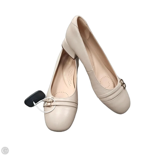 Shoes Heels Block By Clarks In Beige, Size: 7
