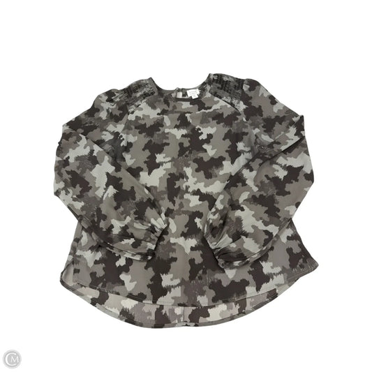 Top Long Sleeve By Peyton Jensen In Camouflage Print, Size: S