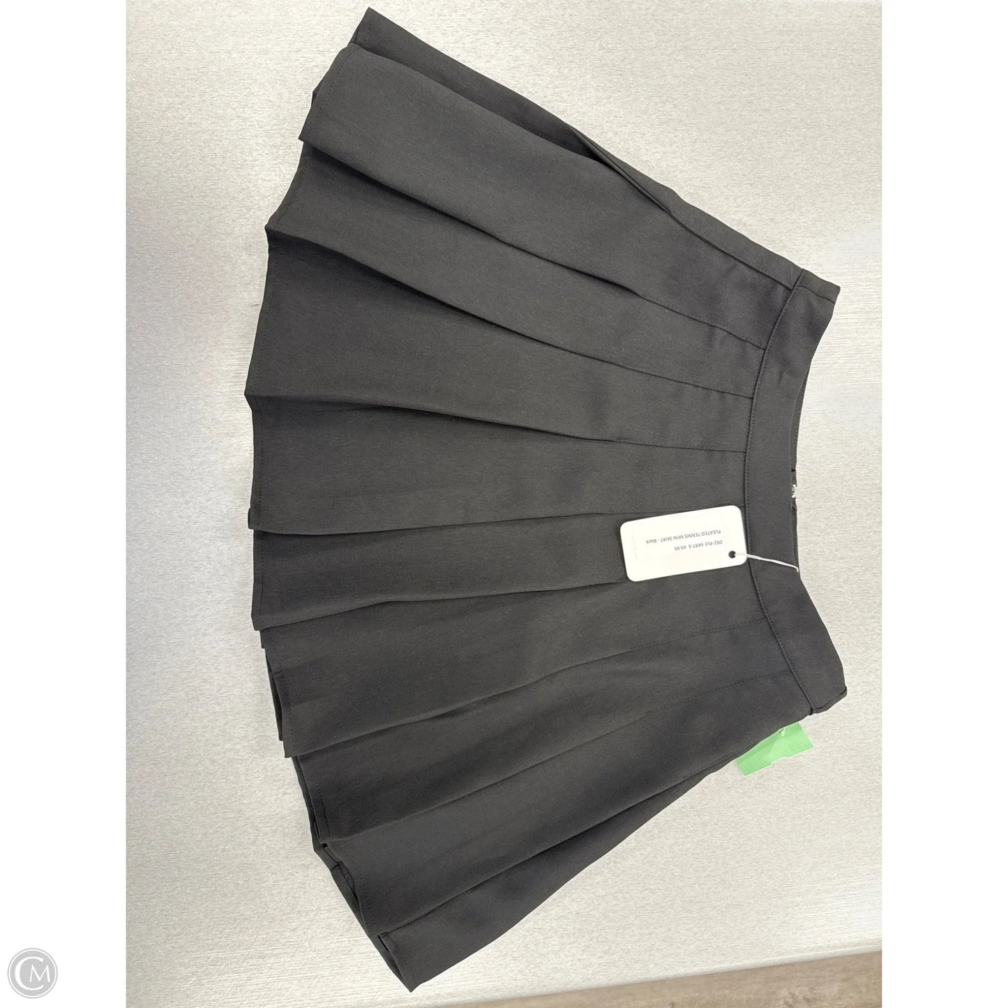 Skirt Mini & Short By Urban Daizy In Black, Size: S